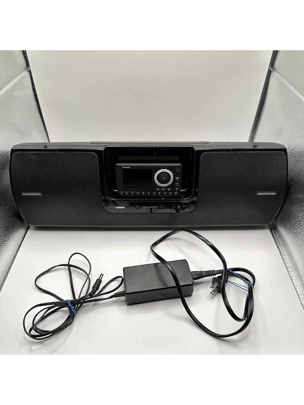 SiriusXM SXSD2 Portable Speaker Dock System Antenna Power Tested - No Remote